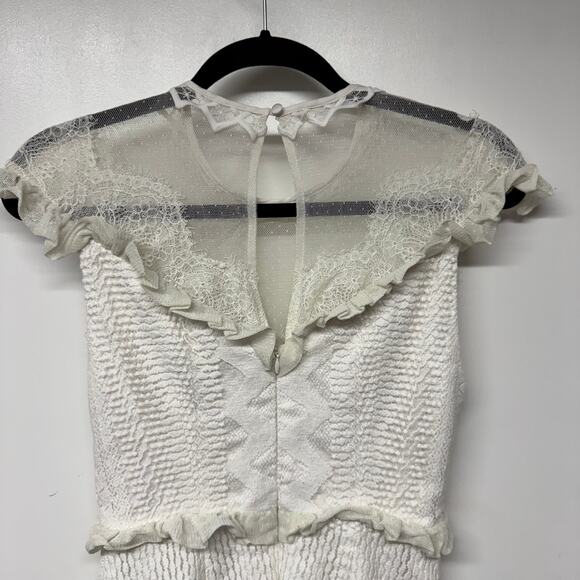 Three Floor Womens White Lace in Line Mini Dress Frilly Ruffles Size 6 Small - Picture 5 of 12